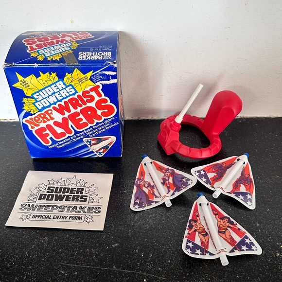 Vintage Super Powers Nerf Wrist Flyer Superfriends Rare - Picture 1 of 8